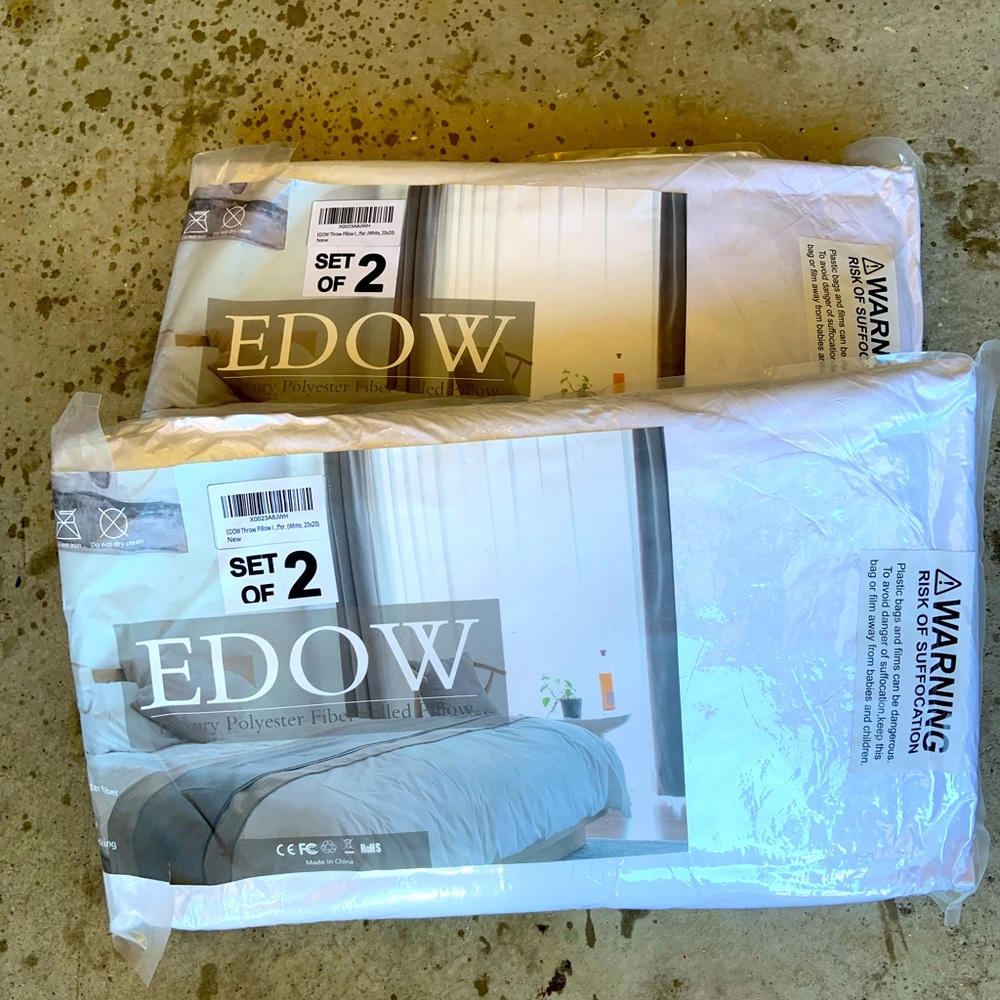 4 Pillow Inserts